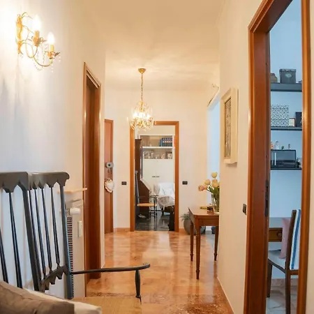 Appartamento 041 - Casa Elegante Con Terrazzo 5 Minuti Da Mare E Spiaggia